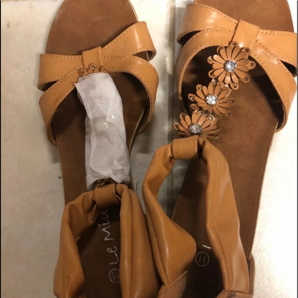 Le Miu sandals